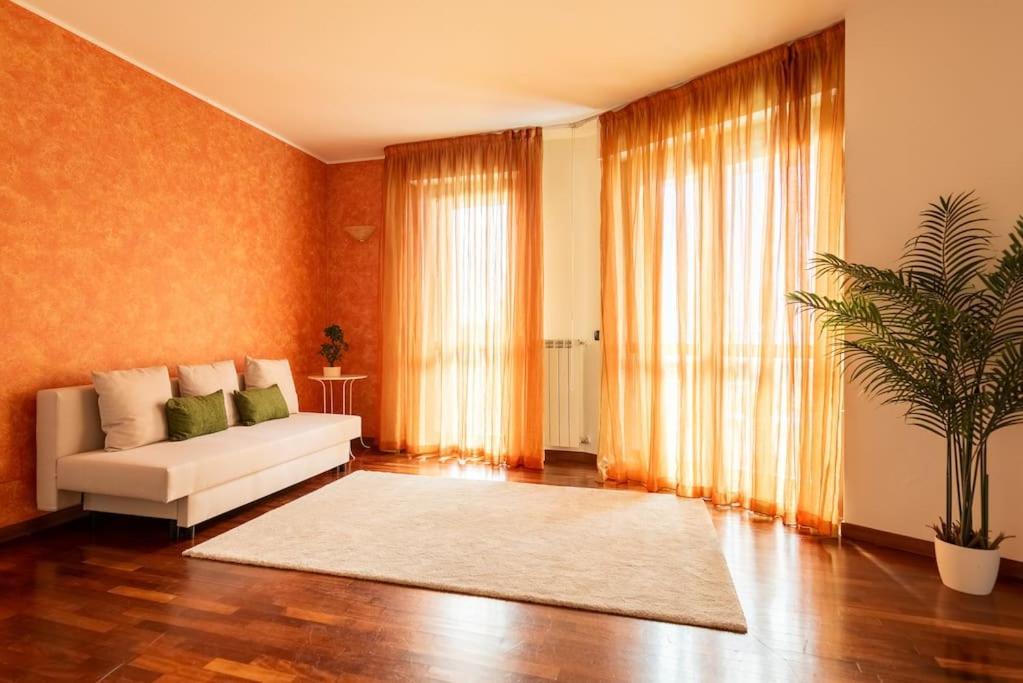 布斯托阿西齐奥Attico Vicino Milano, Mxp, Rho Fiera公寓 外观 照片